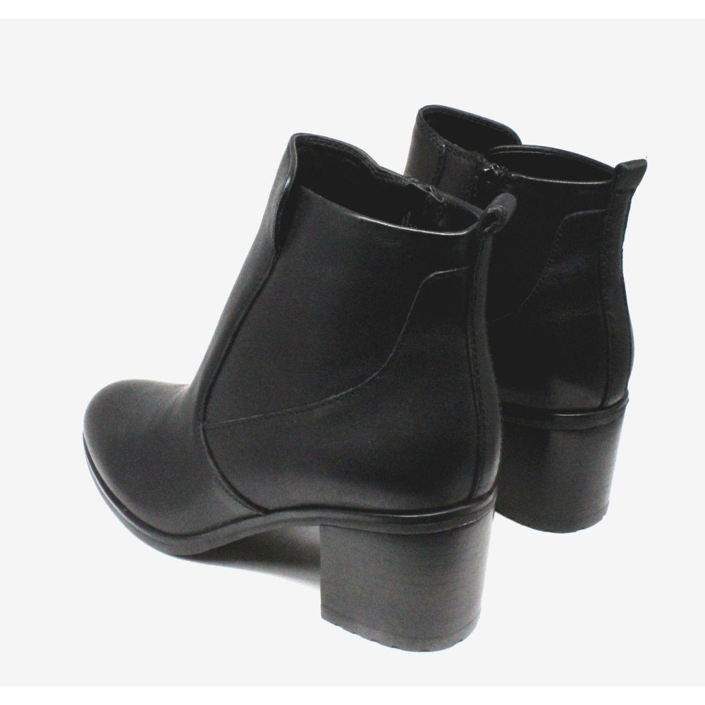 Naturalizer Laura Booties Women's Shoes - Picture 8 of 8